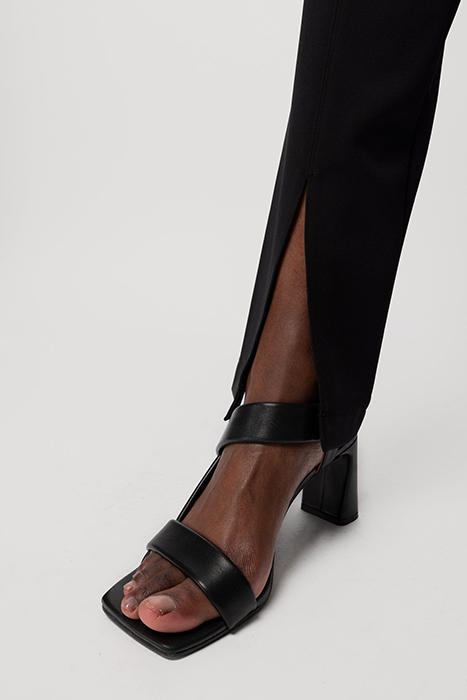 PUNTO LEGGING MET SPLIT BLACK 6