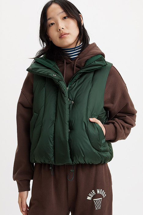 PILLOW PUFFER GILET IN GREEN 5