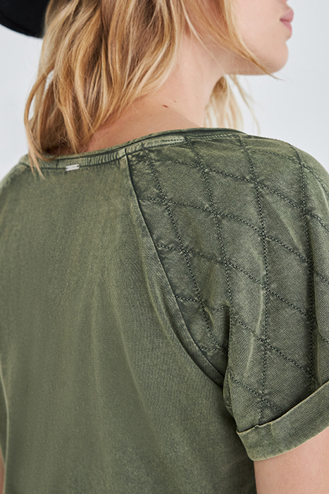 KHAKI QUILTED-SLEEVE T-SHIRT ARMY 6