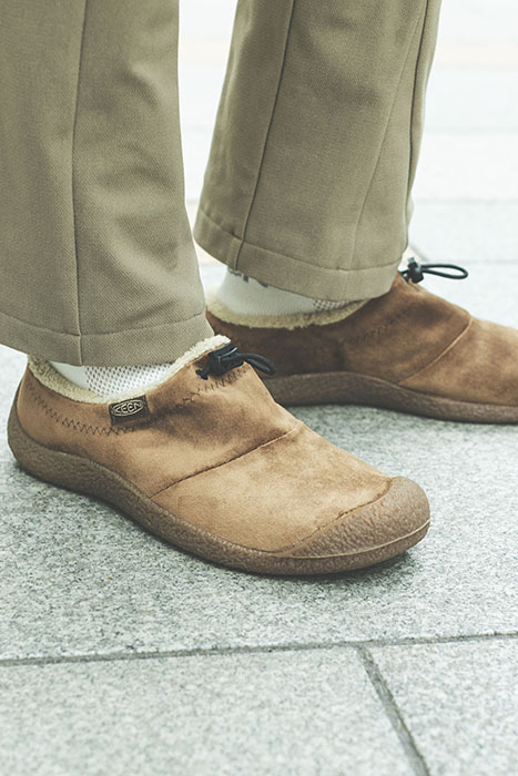 HOWSER III SLIDE DARK EARTH VELOUR 2