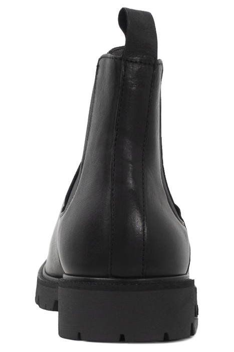BLACK LEATHER LUGGED SOLE CHELSEA BOOTS BLACK 3