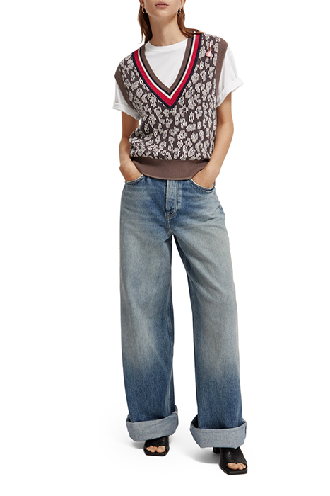 ANIMAL JACQUARD KNITTED SPENCER TAUPE 3