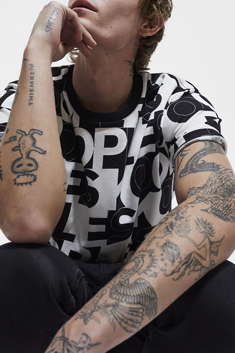 T SHIRT MONOGRAMME BLACK / WHITE 6