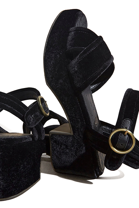 VELVET PLATFORM SANDAL PURE BLACK 4
