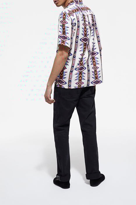 JEAN STRAIGHT NOIR DELAVE AVEC BRODERIE BLACK WASHED 4