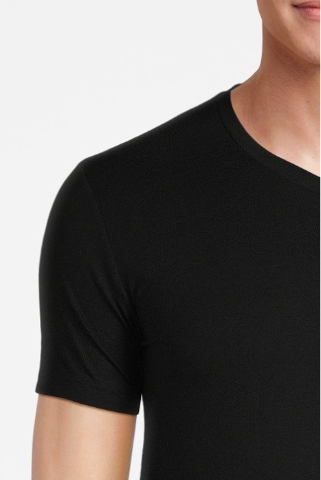 OE BASIC T-SHIRT BLACK 4