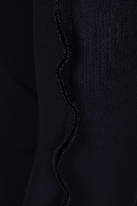 SMOOTH FRILL TOP BLACK 3