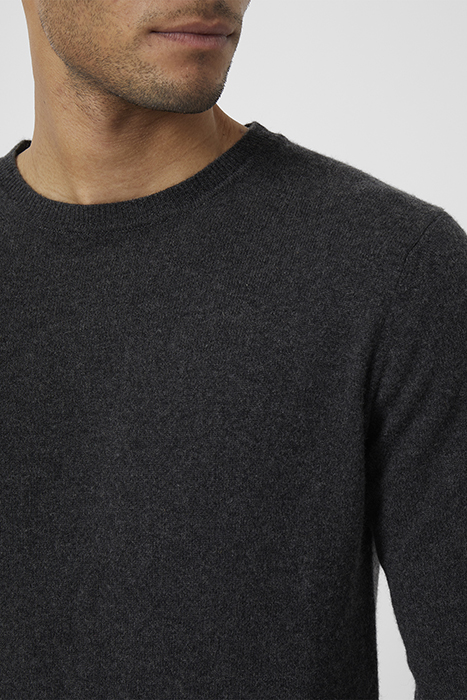 S66 CASHMERE KNITS BLACK 3