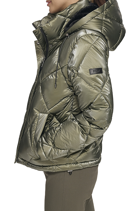 ZPFRT DIAMOND QUILT LT OLIVE 4