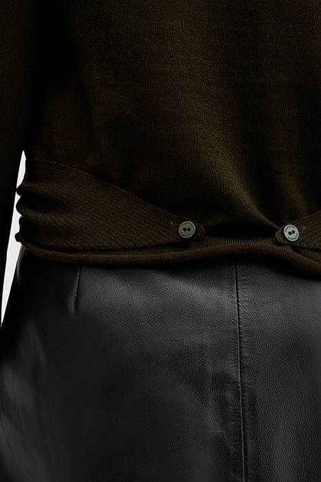 WASSON PIRATE CARDIG TARMAC GREEN 9