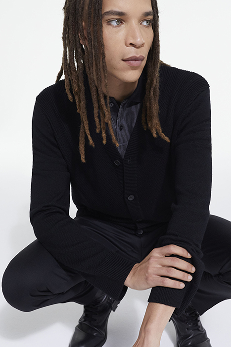 CARDIGAN AVEC DETAILS POINT BLACK 5