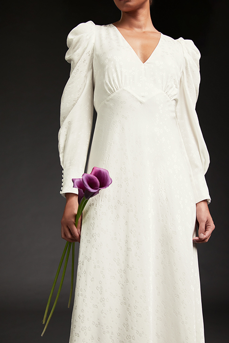 DR ROSE V NECK BRIDAL IVORY 6