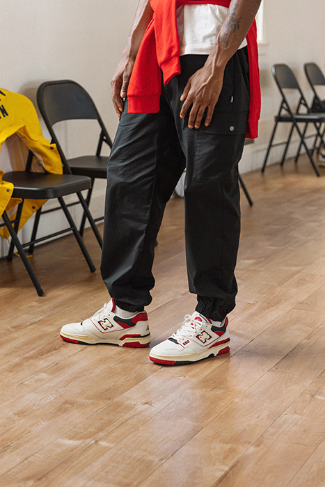 BB550VGA SNEAKERS IN WHITE AND RED 2