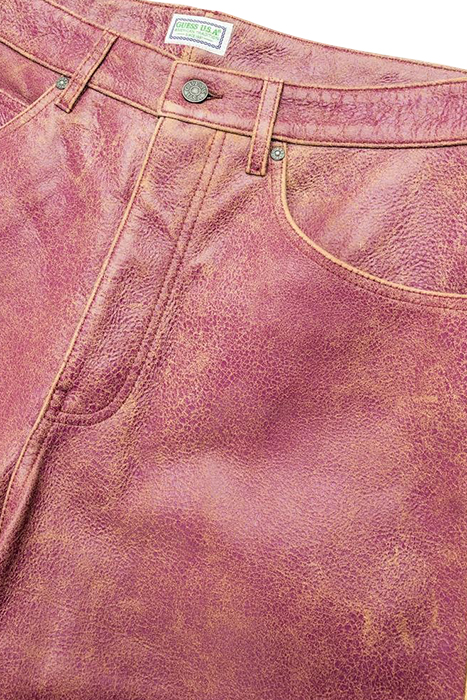 GUESS USA – CRACKLE LEATHER SHORT DISTRESSED DAMSON MULTI 5
