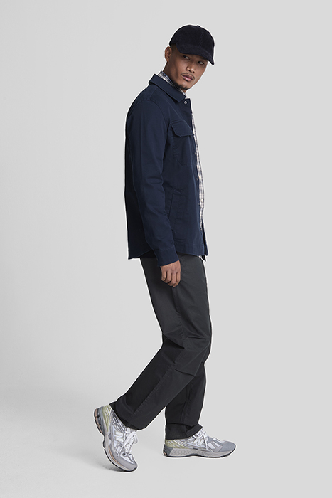 ARTICULATED CARGO LACQUER 3