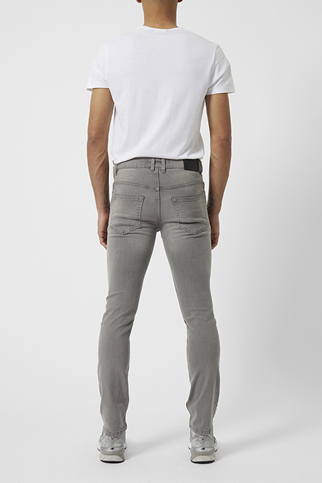 JEAN STRETCH TAPERED GREY 3
