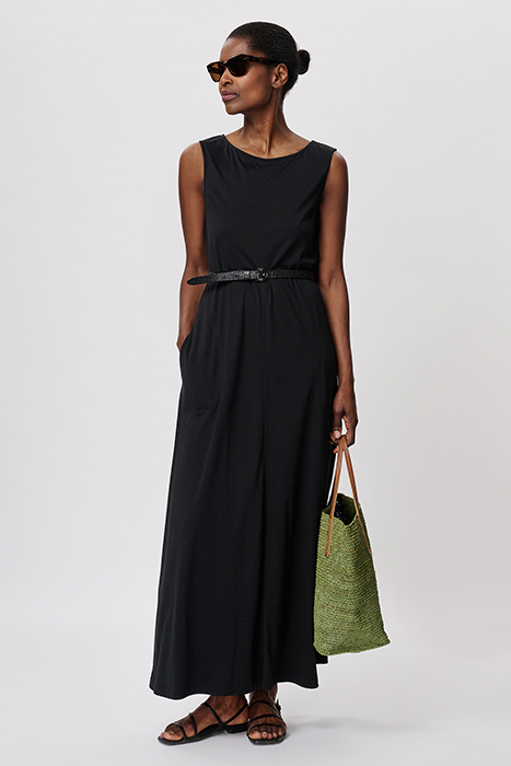 SLEEVELESS MAXI DRESS BLACK 4