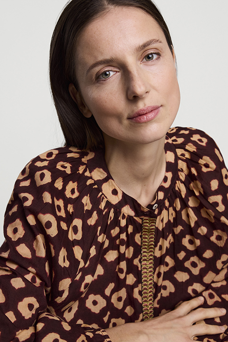 BLOUSE FLOWER MIX RED GRAPE 8