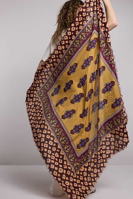 SCARF FLOWER MIX RED GRAPE 6