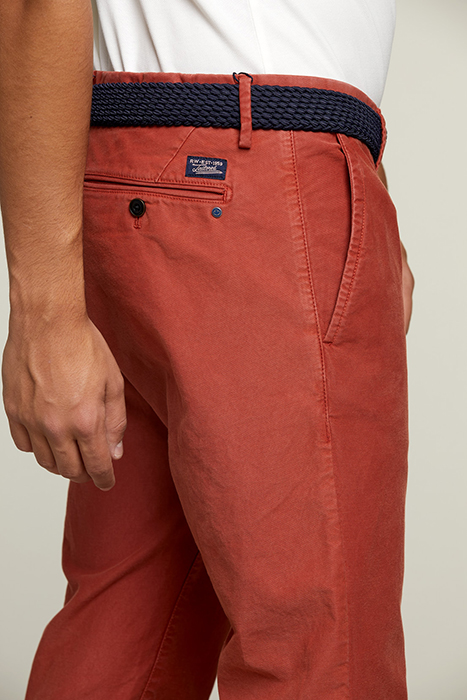 SLIM FIT COTTON CHINO TERRA RED 3
