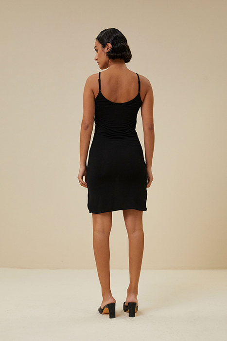 BASIC UNDERDRESS BLACK 2