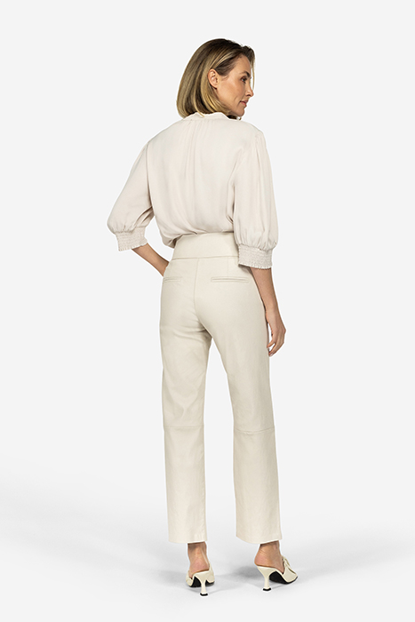 PALTI ANTIQUE WHITE 2