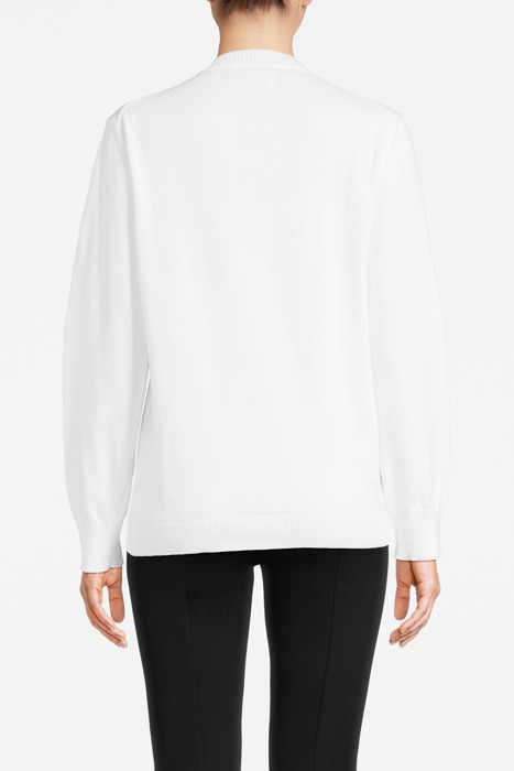 KNITWEAR WHITE 2
