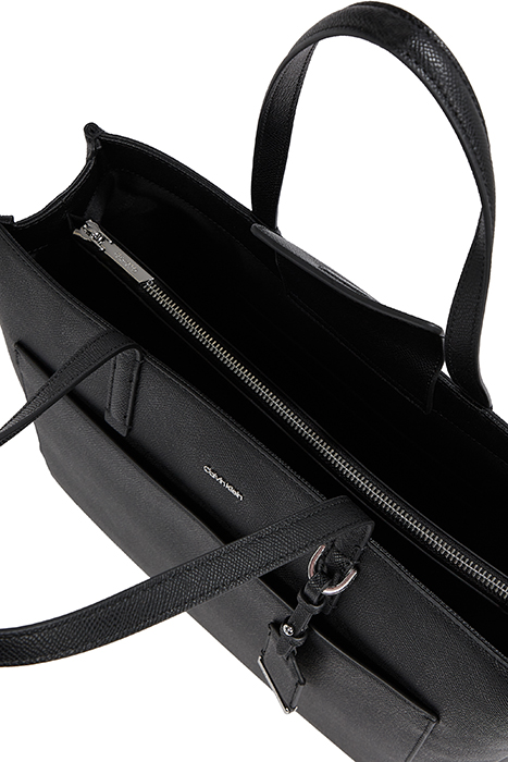 CK MUST MEDIUM SHOPPER PVH BLACK 4