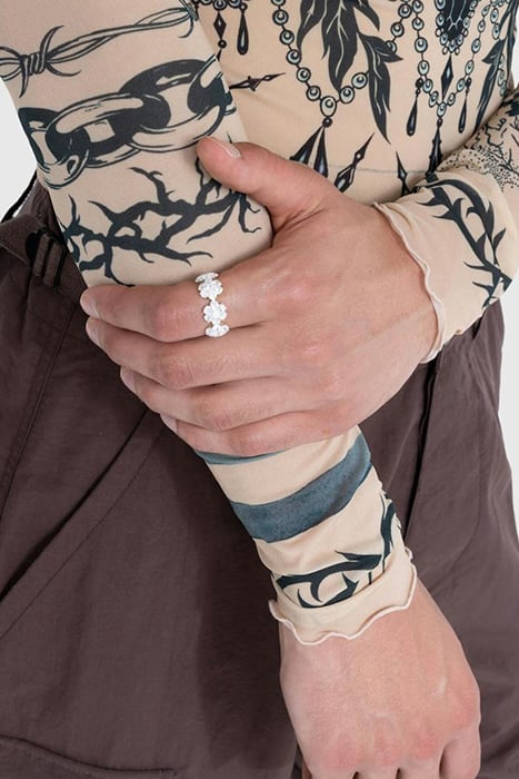 HATTON LABS – DAISY ETERNITY RING SILVER 2