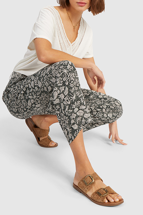 GREEN WIDE-LEG TROUSERS WITH BOTANICAL BEACH PRINT 5