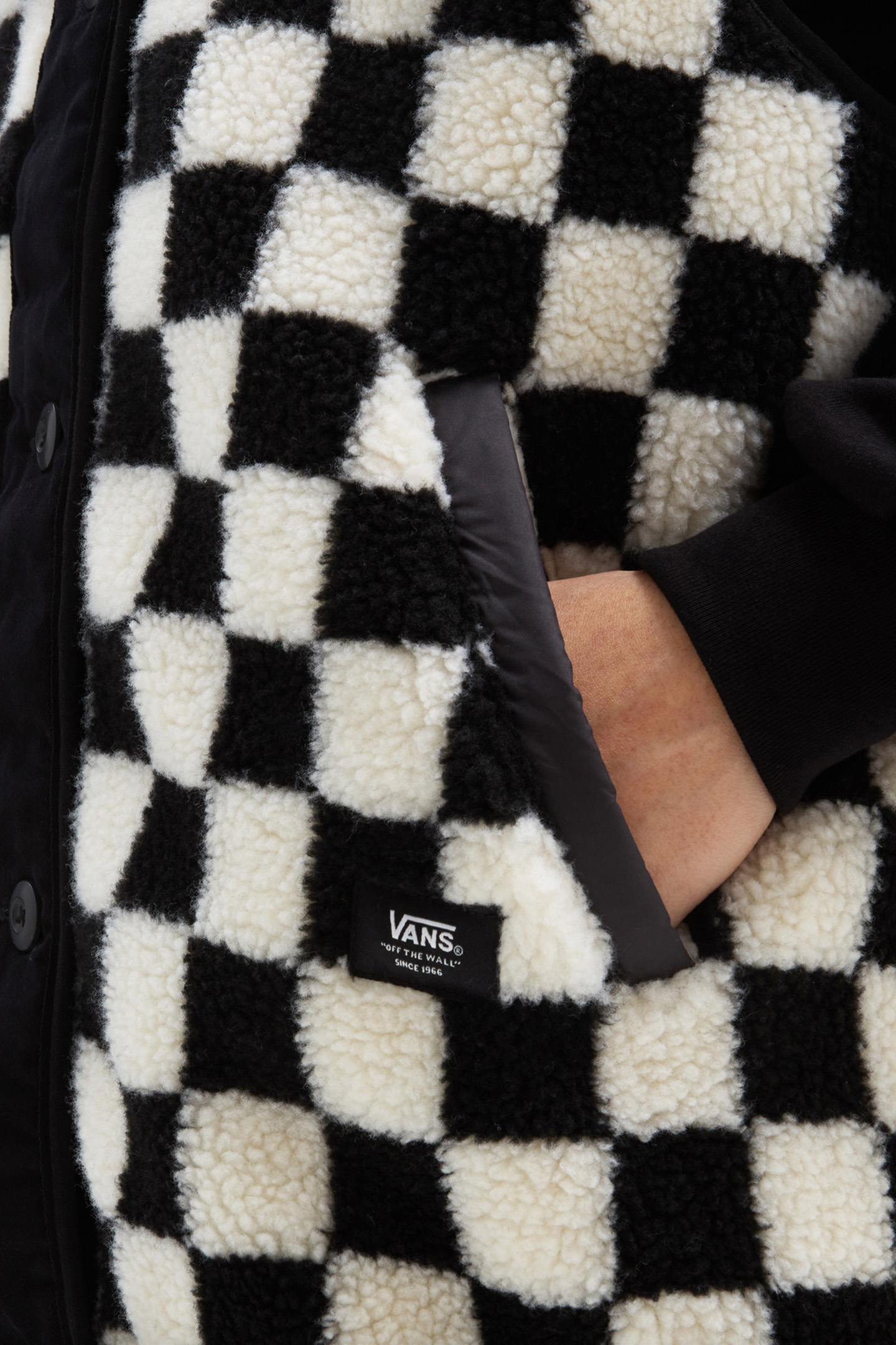 MASON REVERSIBLE VEST DIGITAL DEMENTIA BLACK 6