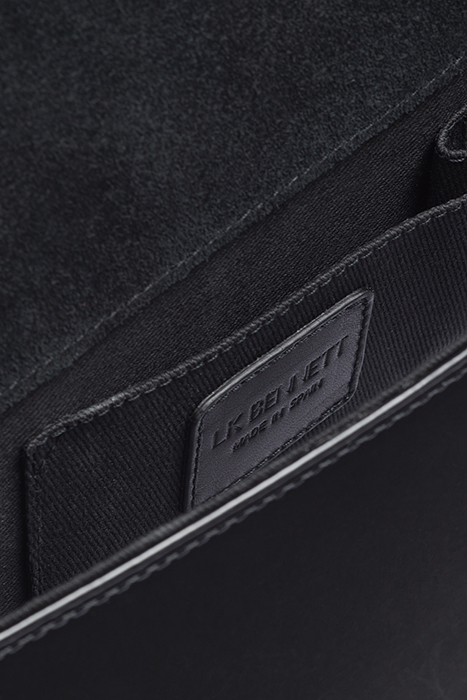 CU CICI RECTANGLE CLUTCH BLACK 3