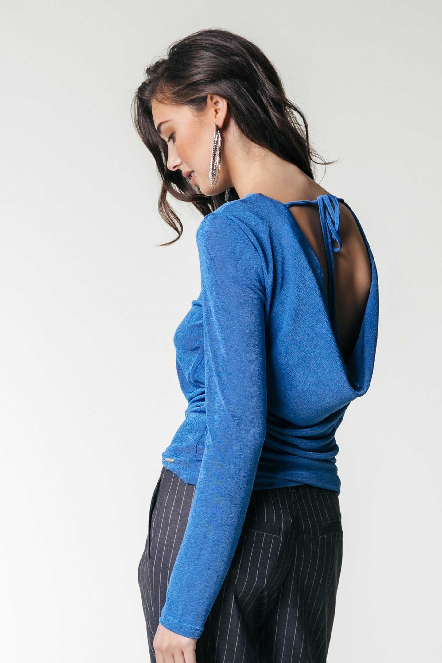 SAVANNAH WATERFALL BACK LONGSLEEVE TOP VALLARTA BLUE 4