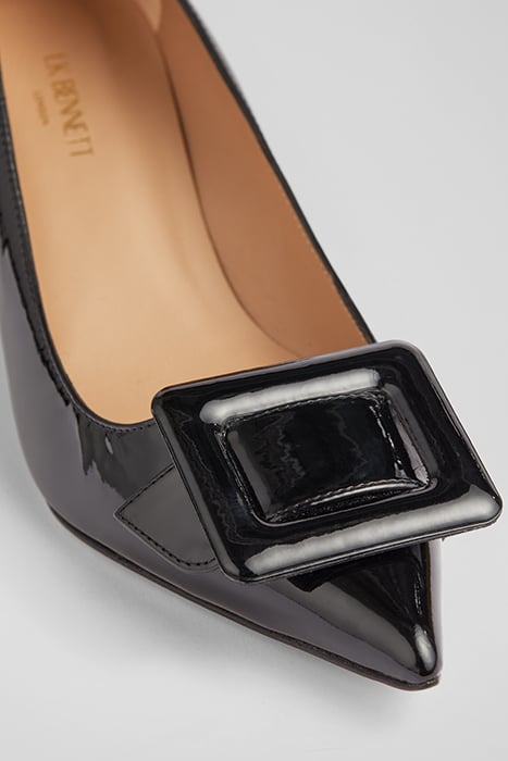 CC TIA LEATHER BUCKLE BLACK 4