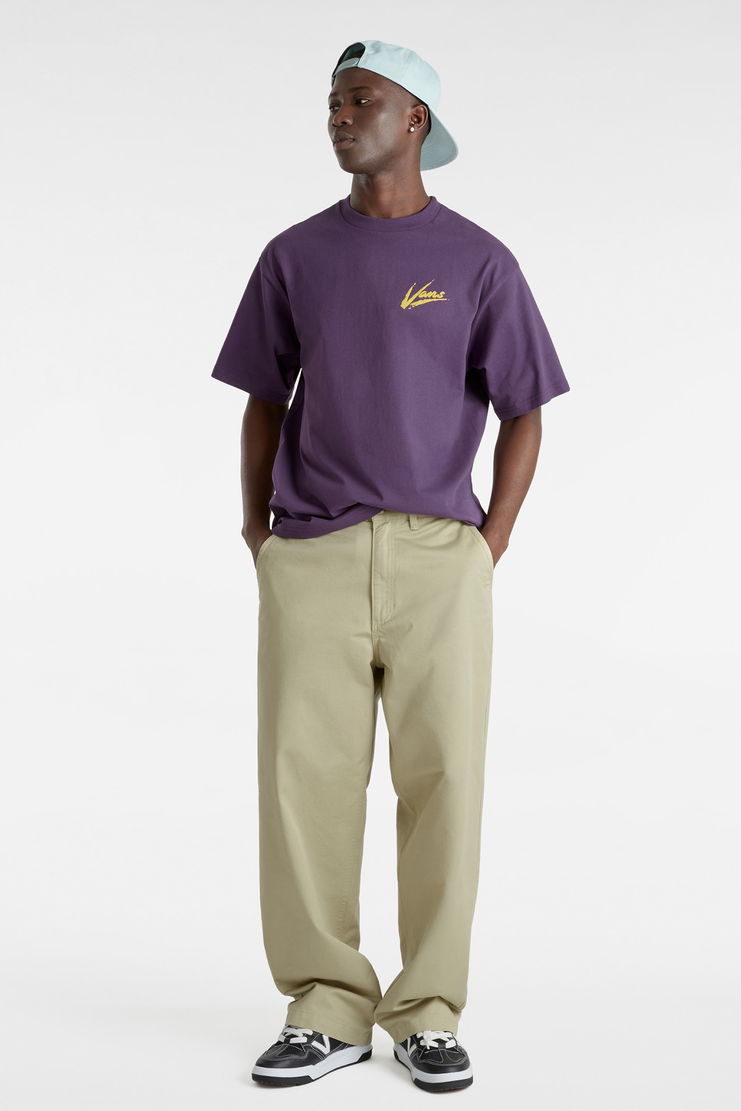 BRUSH SCRIPT LOOSE SS GOTHIC GRAPE 3