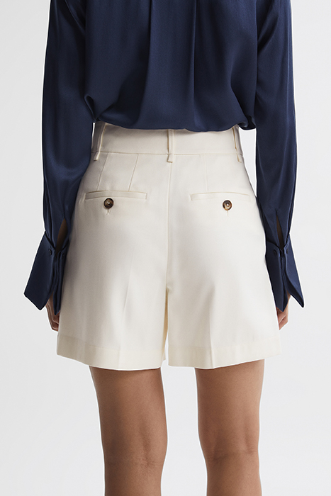 EMBER-TAILORED SHORT CREAM 2