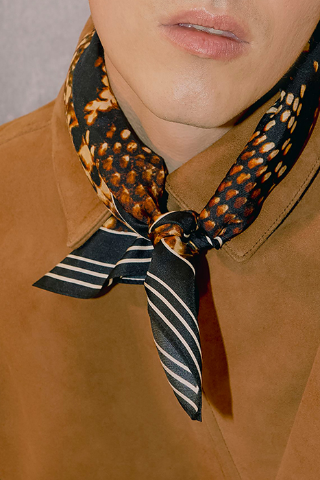 PURE EDITION – BLACK SILK PYTHON-LOOK SCARF 2