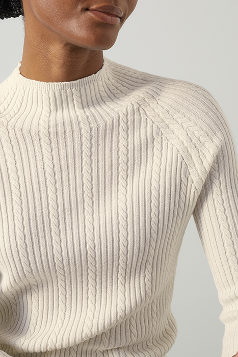 WEST CABLE KNITTED SWEATER CREAM 5