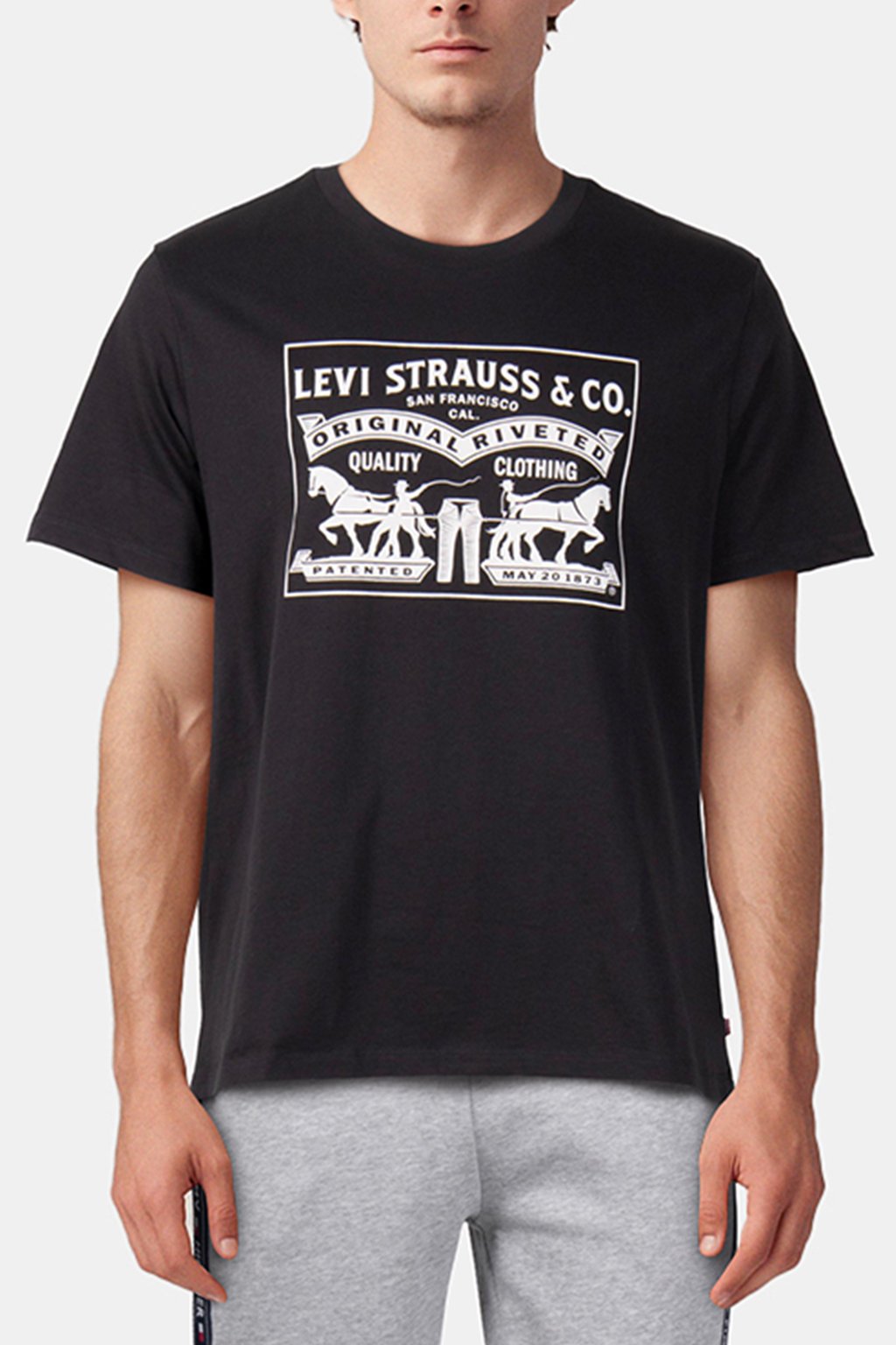 GRAPHIC CREWNECK BOX CAVIAR 1