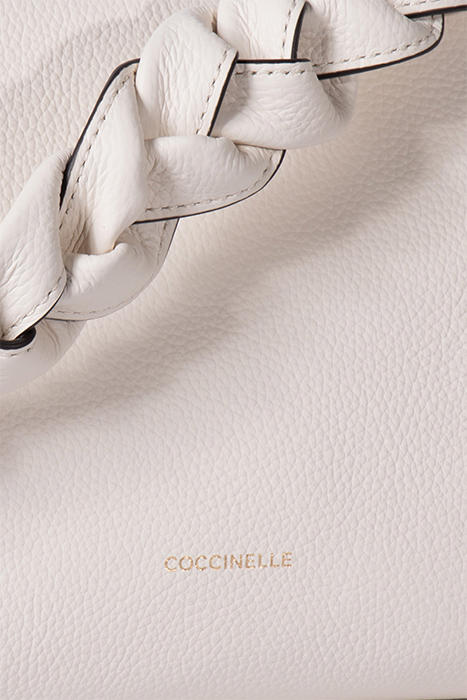 SHOULDER BAG IN LEATHER 6