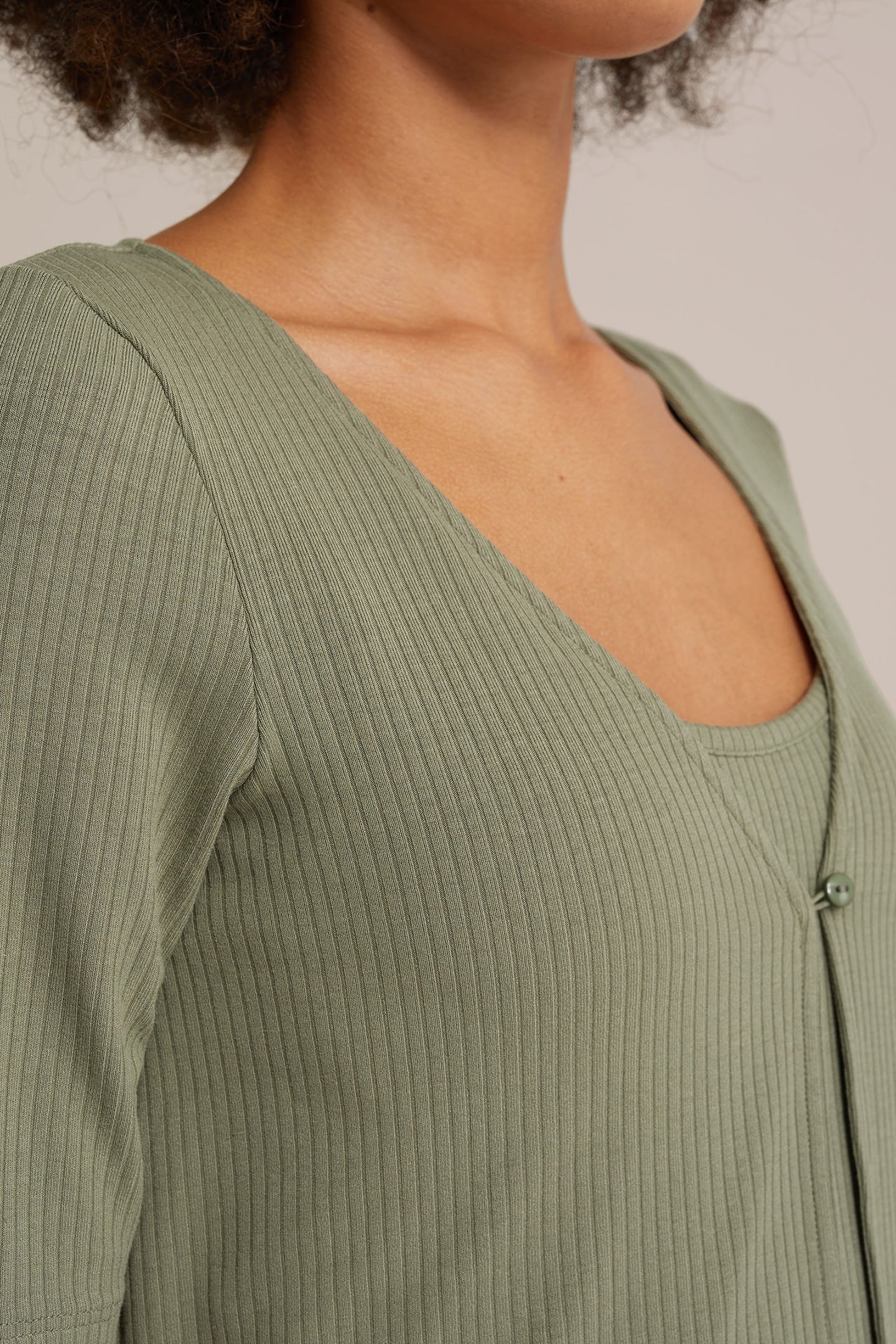 T-SHIRT OLIVE GREEN 6