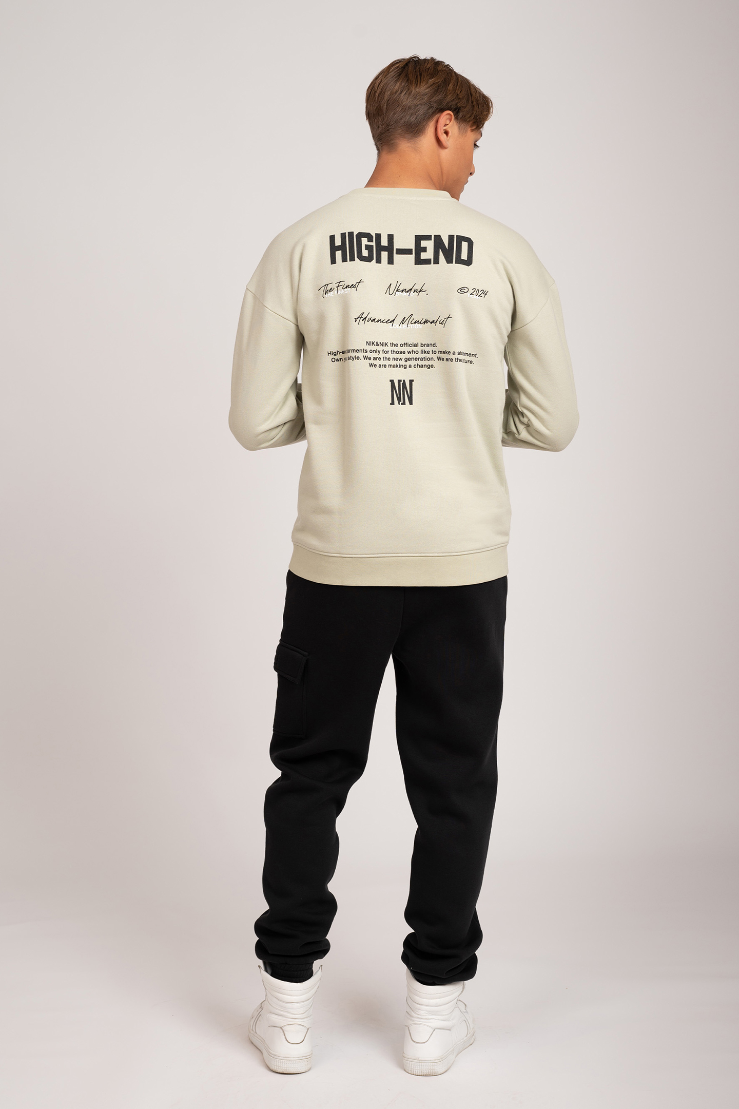 HIGH END SWEATSHIRT METAL 2