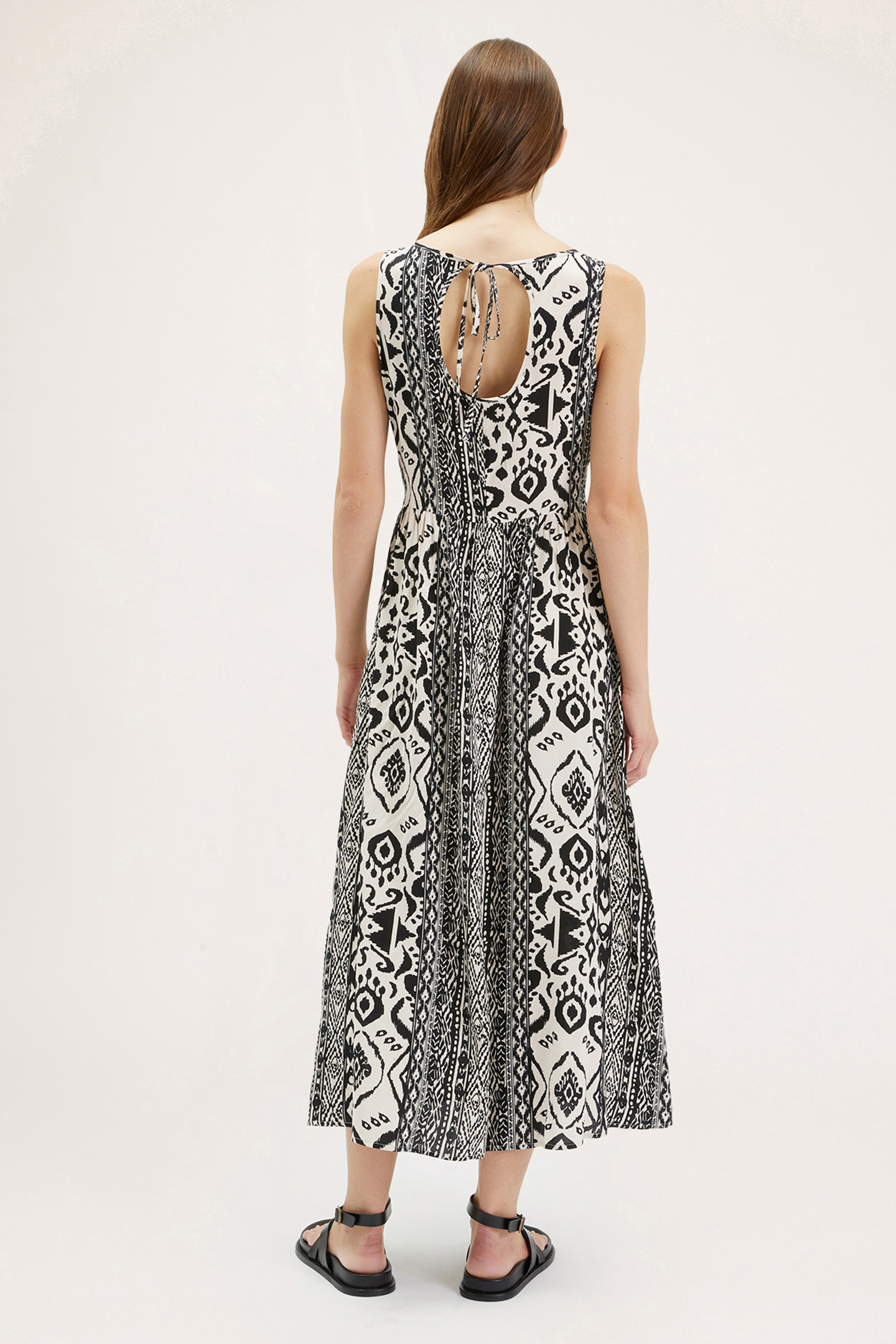 LONG DRESS IN ETHNIC PATTERNED VOILE BLACK 2