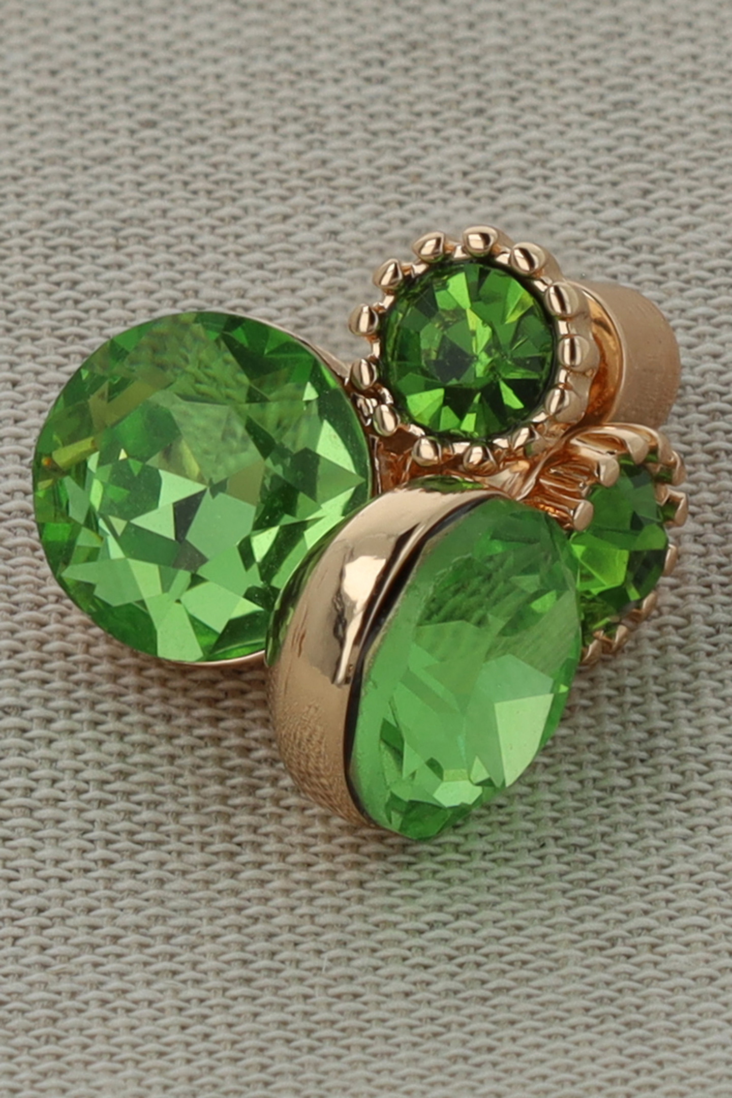 OPHELIA EARPINS GREEN 4