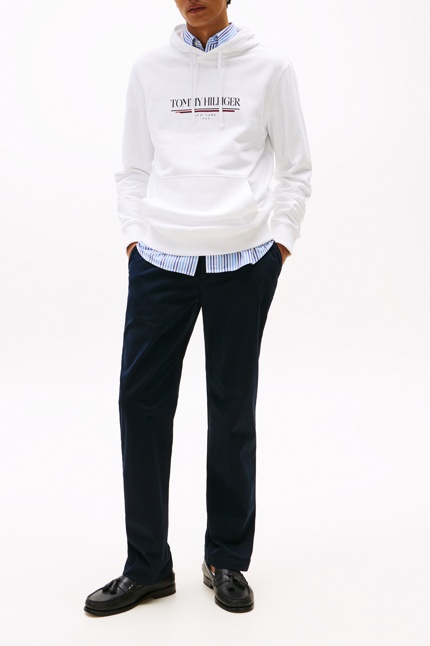 LOVE HILFIGER CLASSIC FIT T-SHIRT, WHITE 2