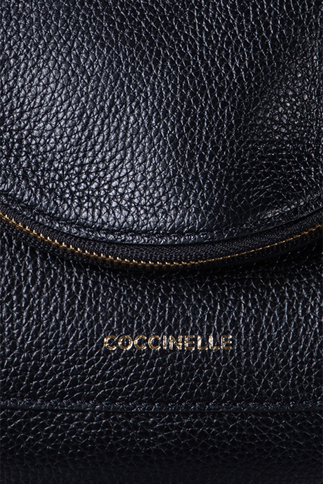 HANDBAG IN LEATHER 6