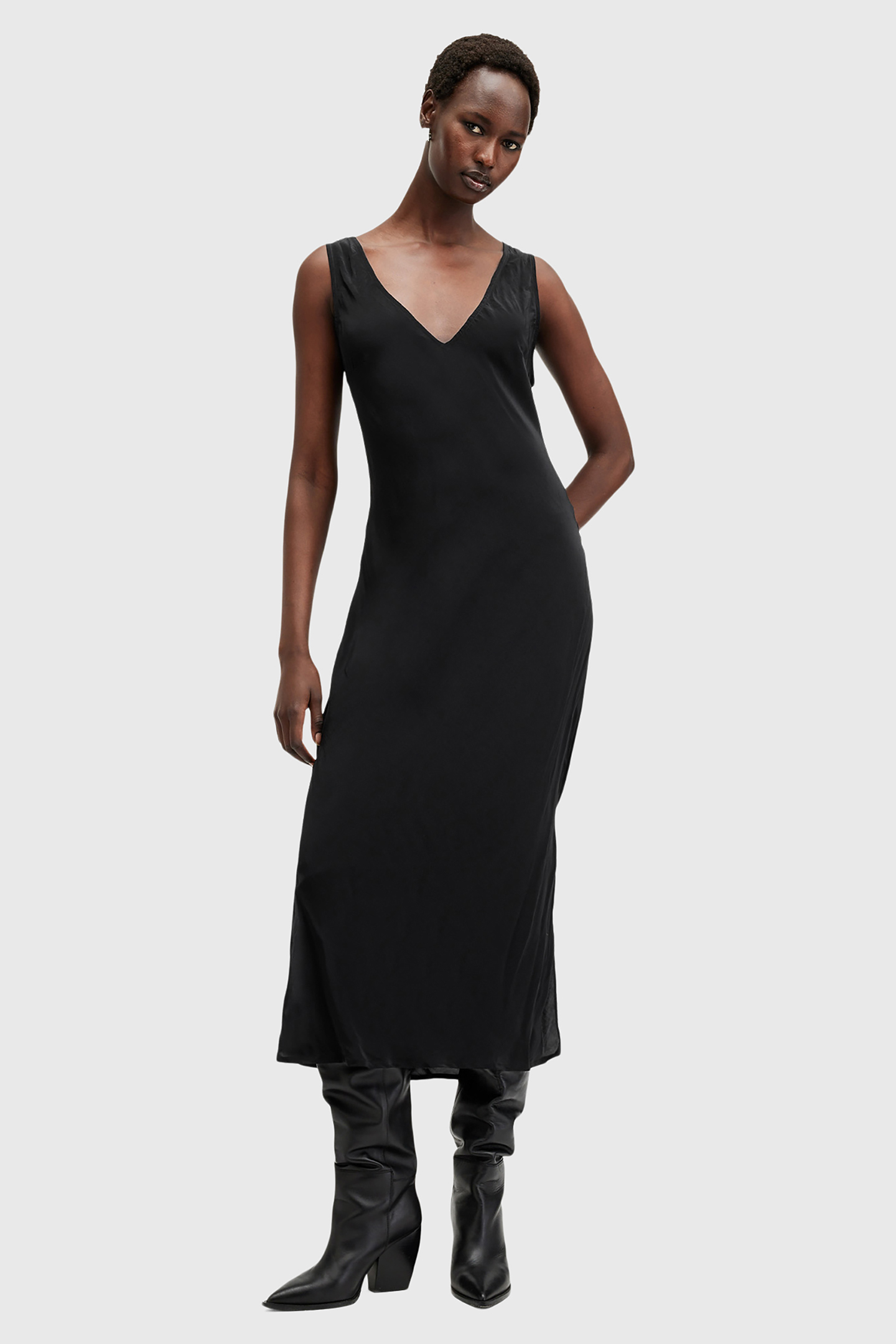 IZABELA MAXI DRESS BLACK 4