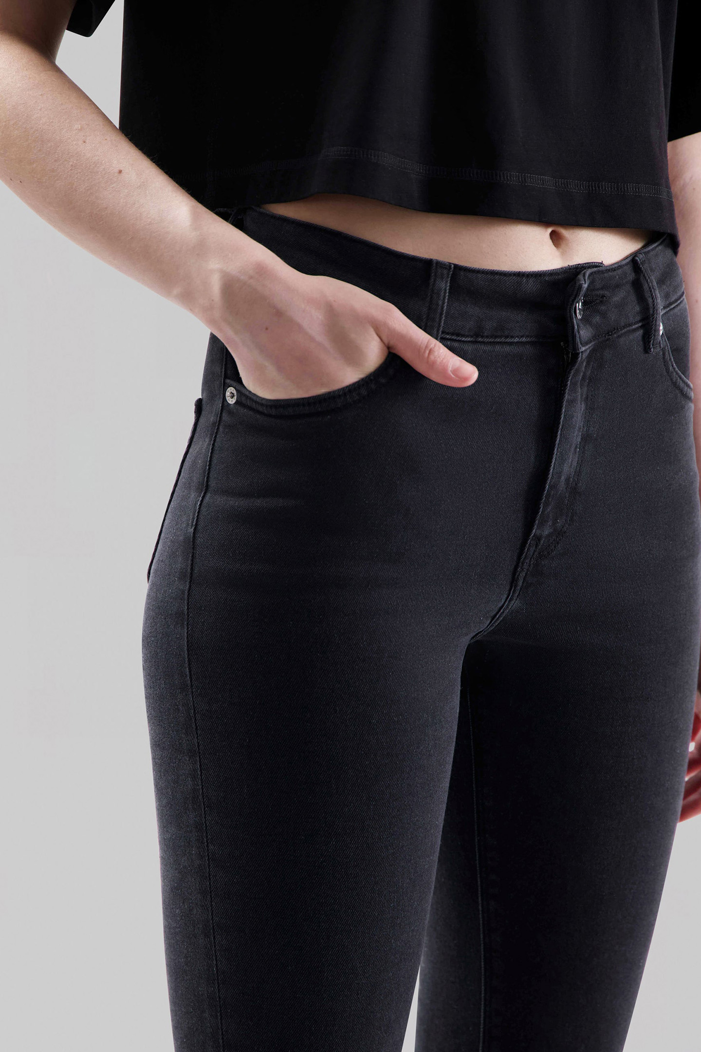 REGULAR SWAN - STONE BLACK 5