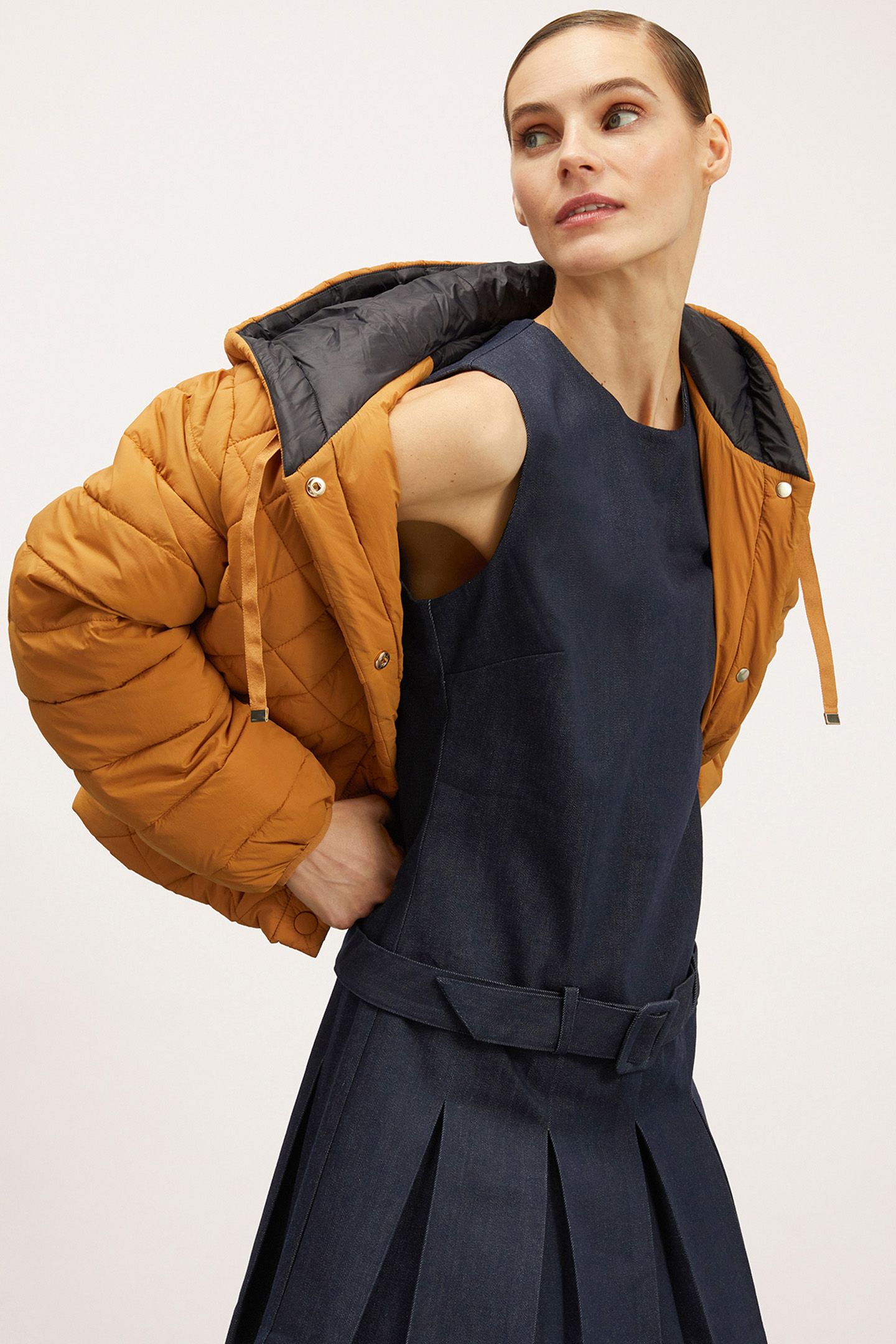 SHORT HOODED DOWN JACKET NATURAL 4