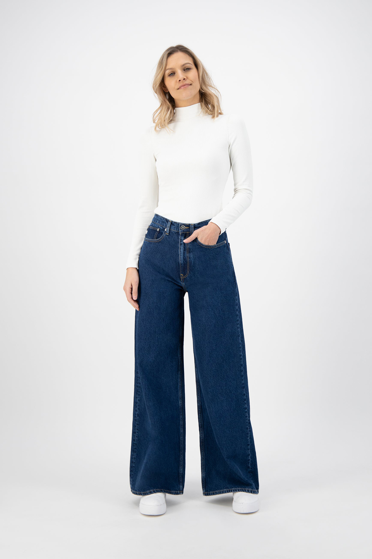 WYDE SARA - STONE INDIGO 5